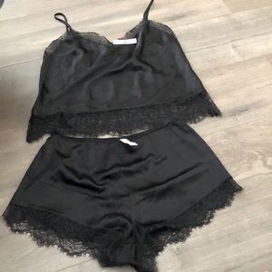NWT Victoria’s Secret sleep set